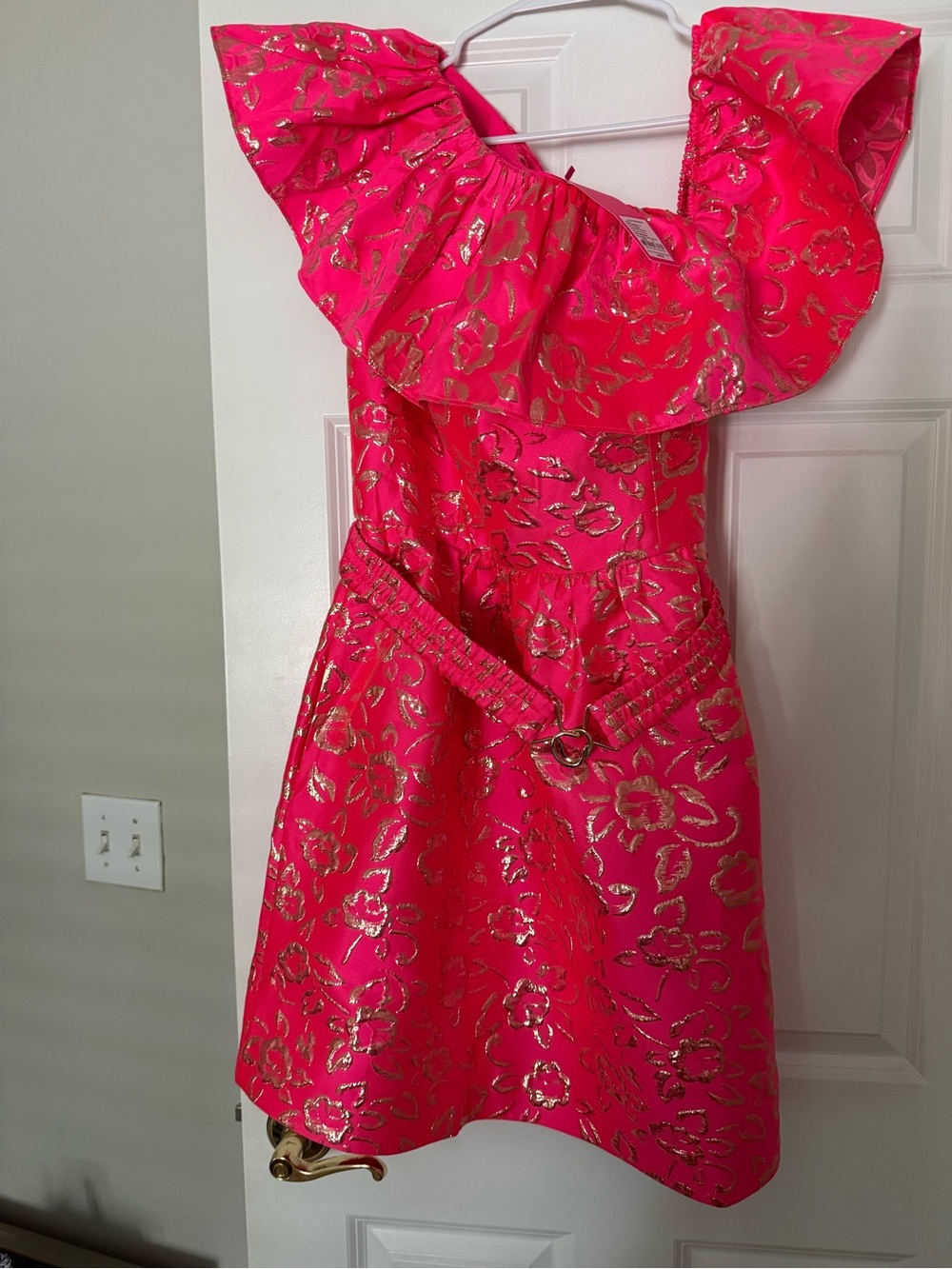 NWT Lilly Pulitzer Shannie One Shoulder Pink and Gold Dress - Size 12 - Picture 3 of 9